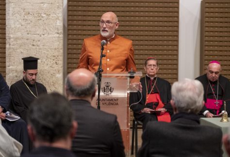 El presidente de Transcendence y varios de sus miembros participan en un Seminario Interreligioso en Valencia